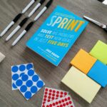 kit de papel sprint design com adesivos e post-its